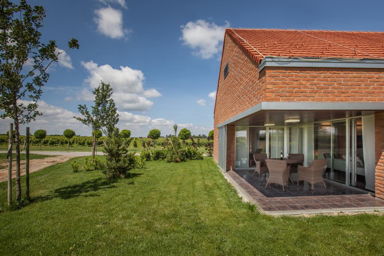 Bed and Breakfast Ladanjsko Imanje Principovac Ілок Екстер'єр фото